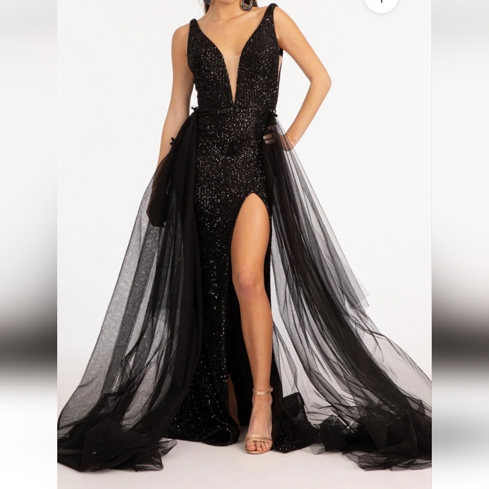 Elegant Plunging V-neckline Sequin Embellished Slit Dress by Elizabeth K